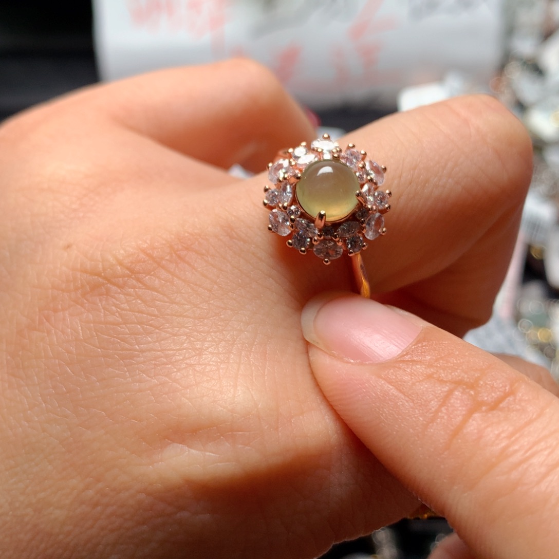 翡翠戒指银S925镶嵌天然翡翠戒指