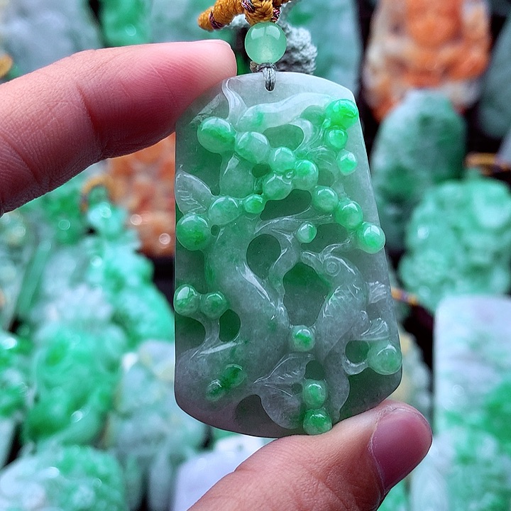 翡翠吊坠(不含链)未镶嵌