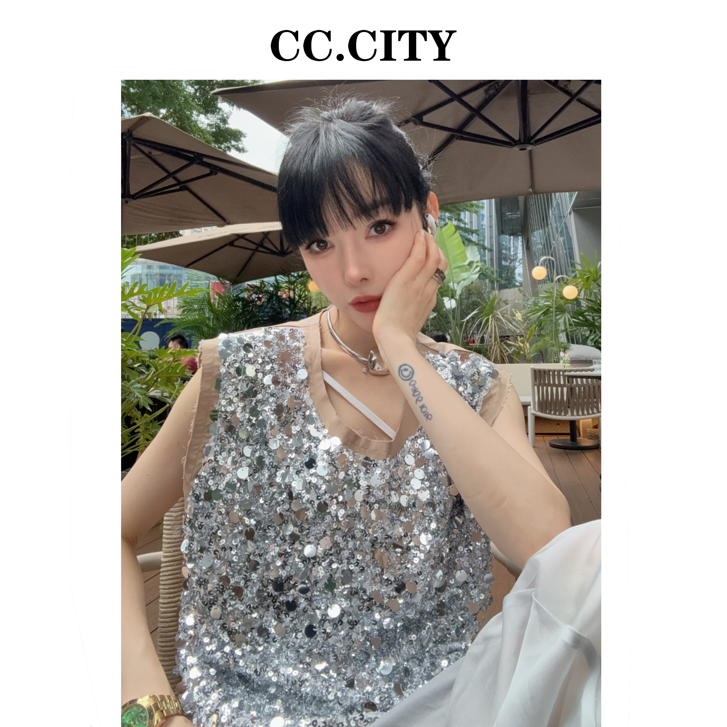 【蔡丽丽 & 添羽】 洋气高级百搭亮片拼接上衣马甲6x956