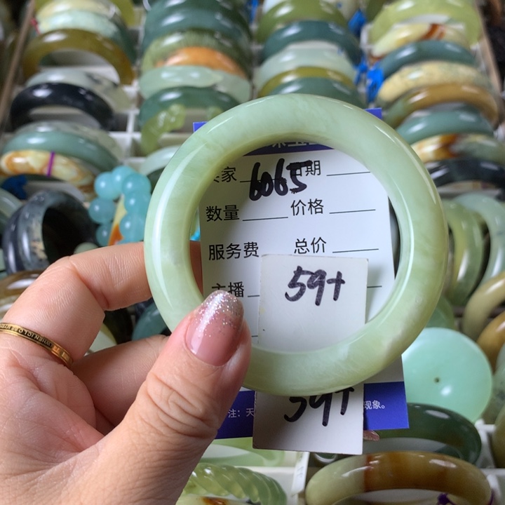 未镶嵌蛇纹石玉手镯6065