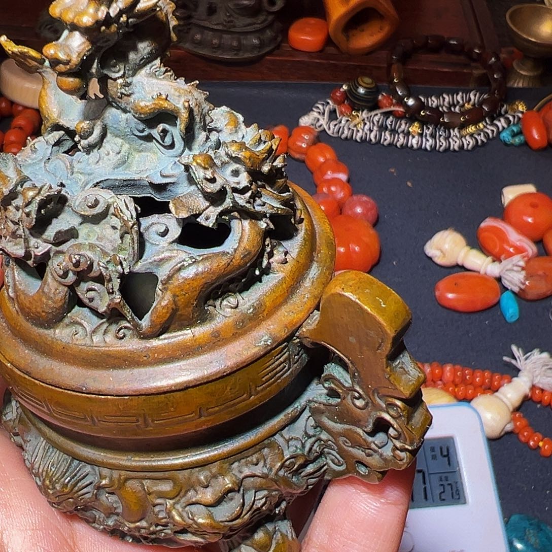 曹***操非洲紫檀（红花梨）