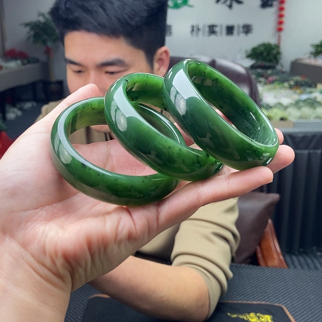 和田玉57-61颜色多样性发拍一发一未镶嵌