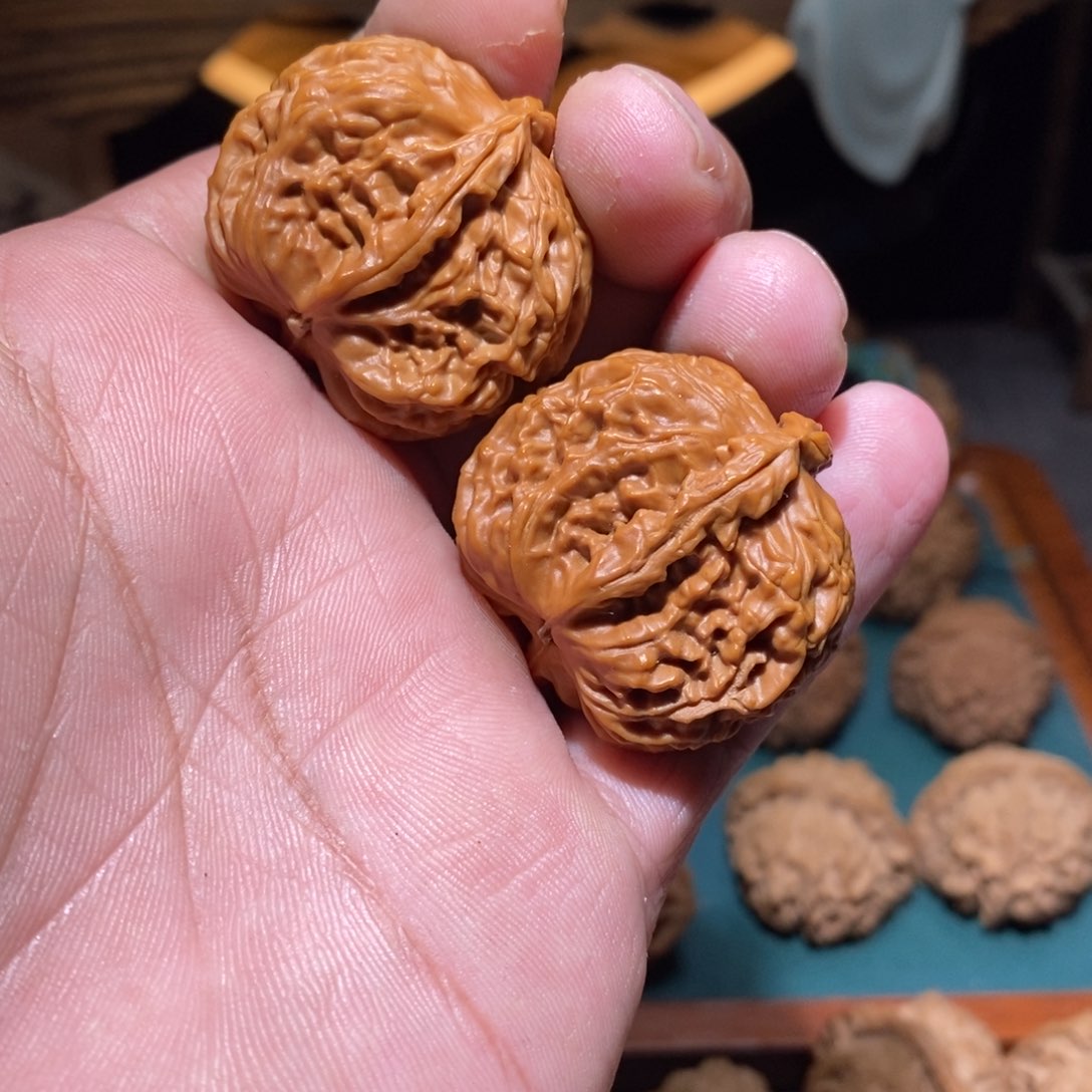 文玩核桃吊坠半臂36