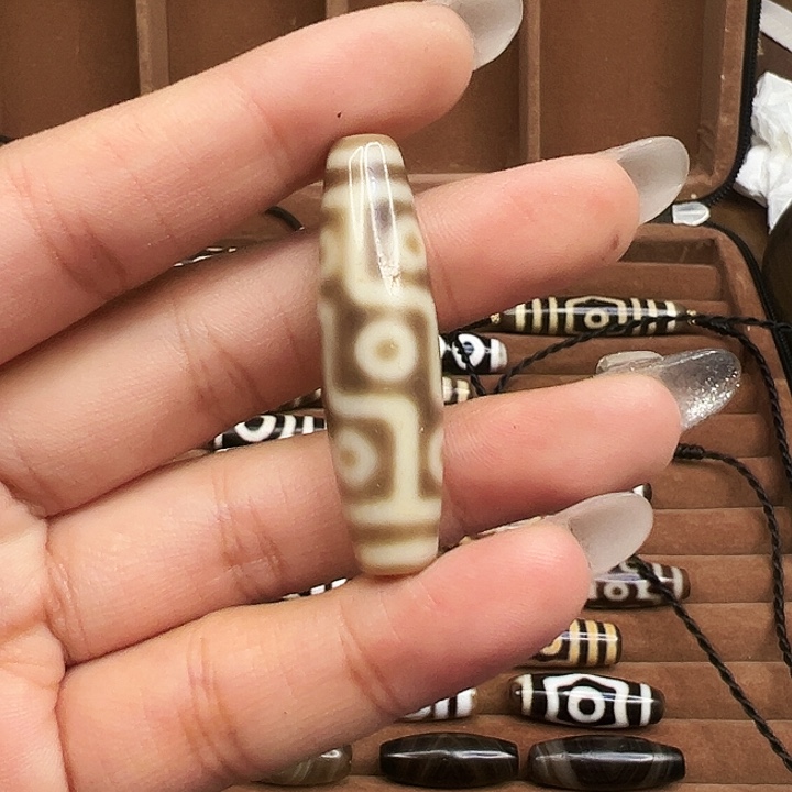 玛瑙/玉髓颈饰未镶嵌?**?