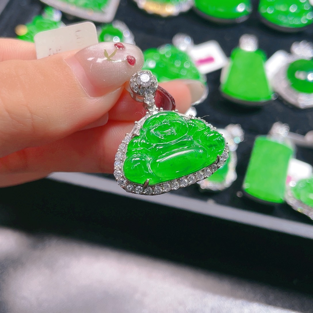 翡翠吊坠(不含链)未镶嵌