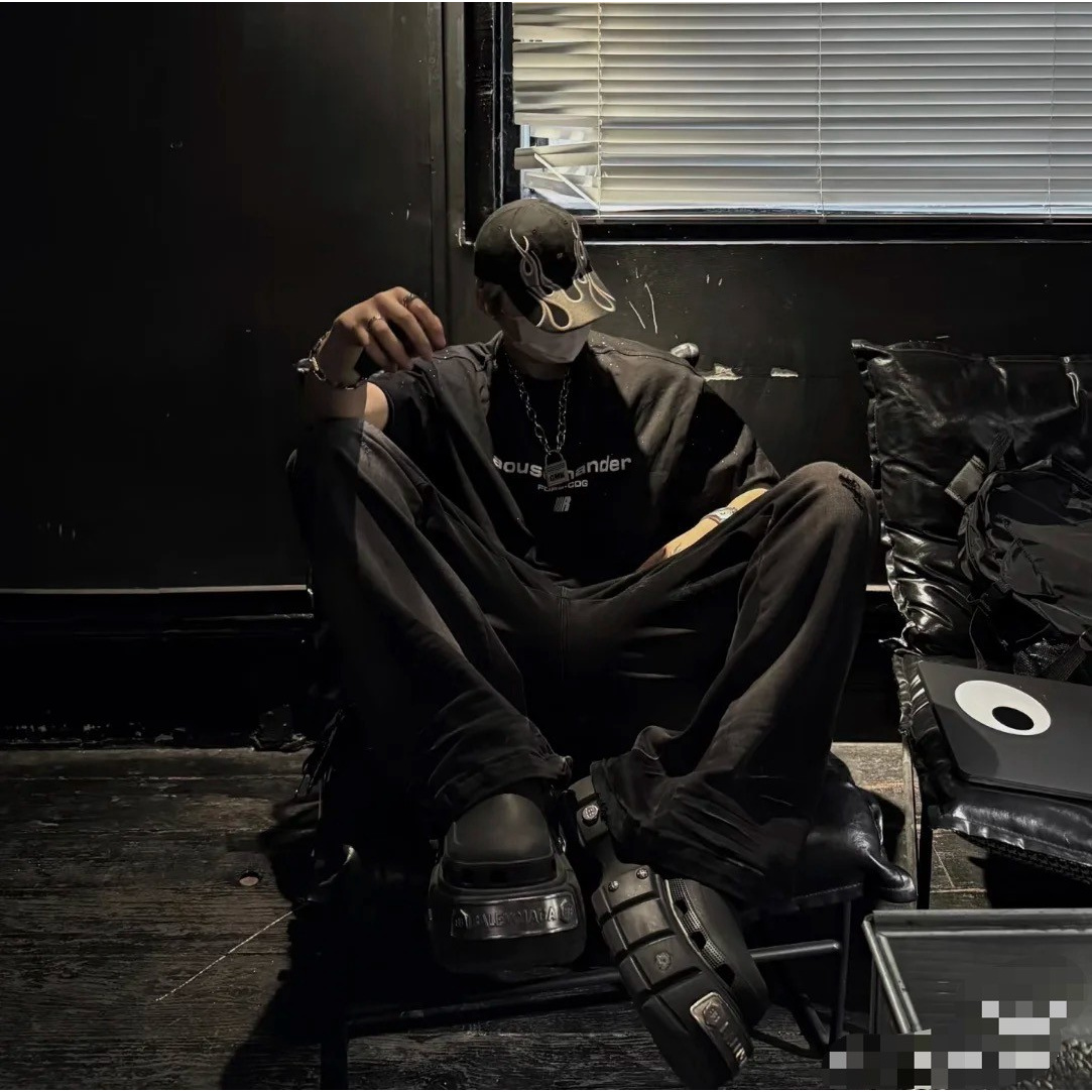 【小爱心刺绣长T】2026潮流新款休闲百搭宽松长T（男女同款）