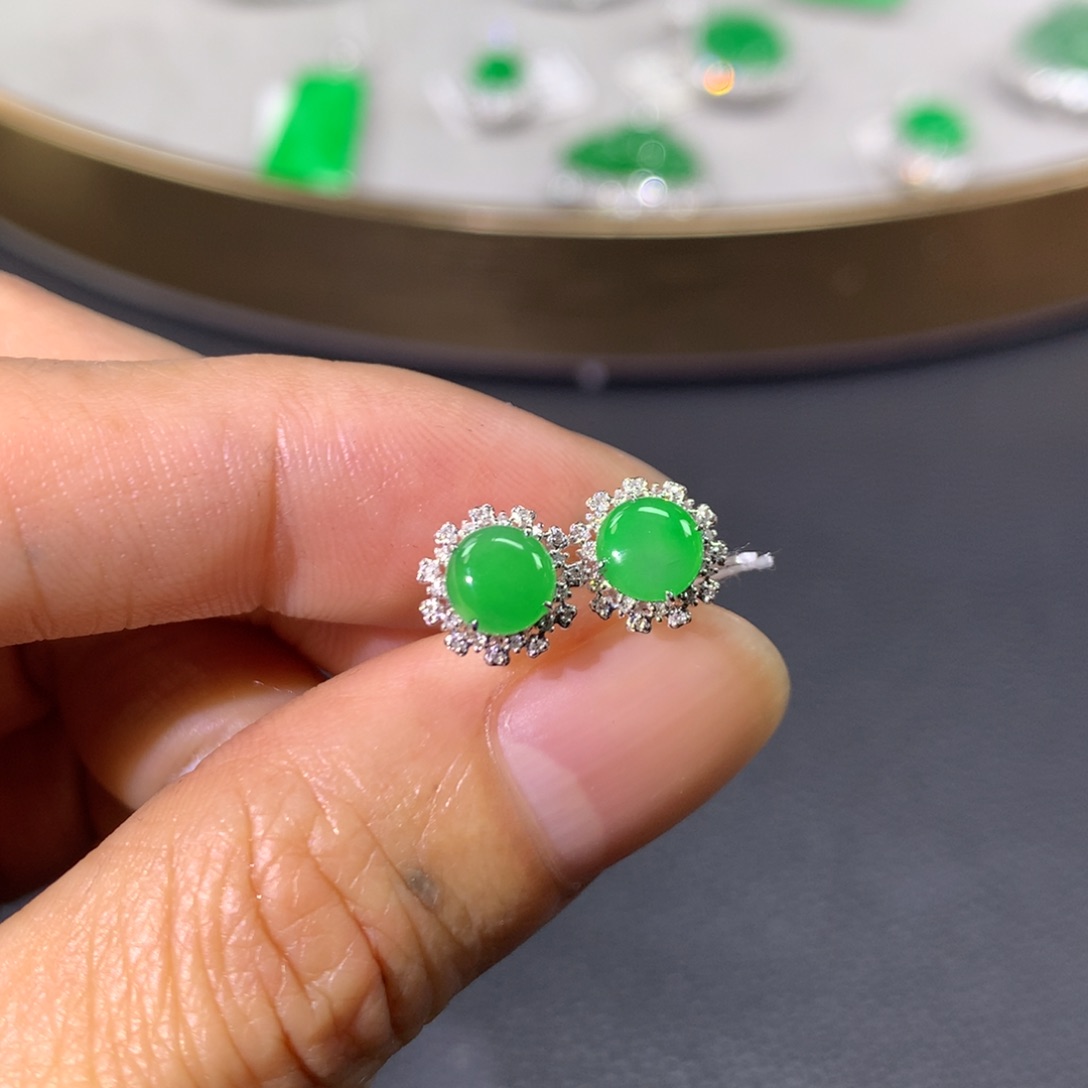 翡翠耳饰18K金镶嵌翡翠