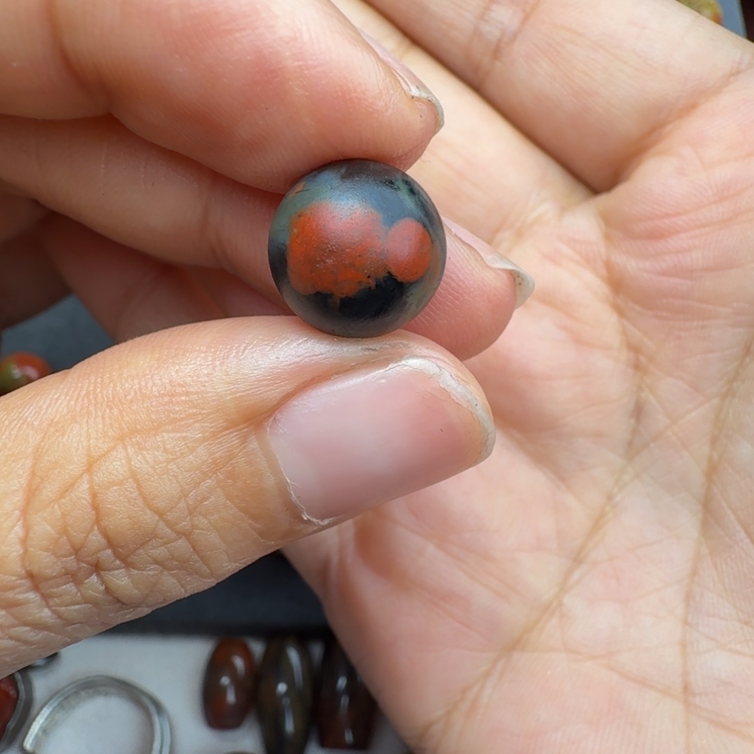 布***蛋定制南红玛瑙特价