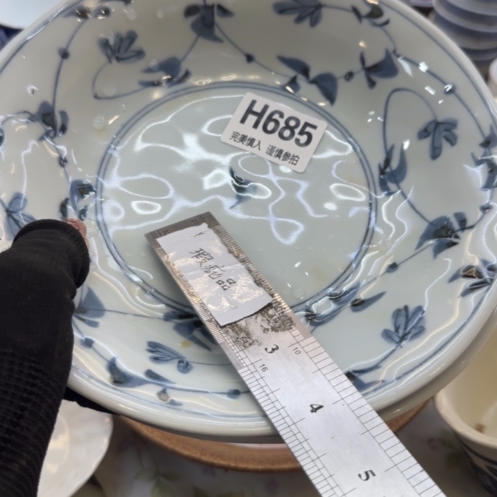 瓷片精****Z 哈哈哈哈哈哈哈哈