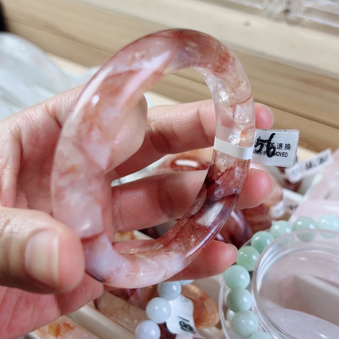 玛瑙/玉髓手镯未镶嵌56