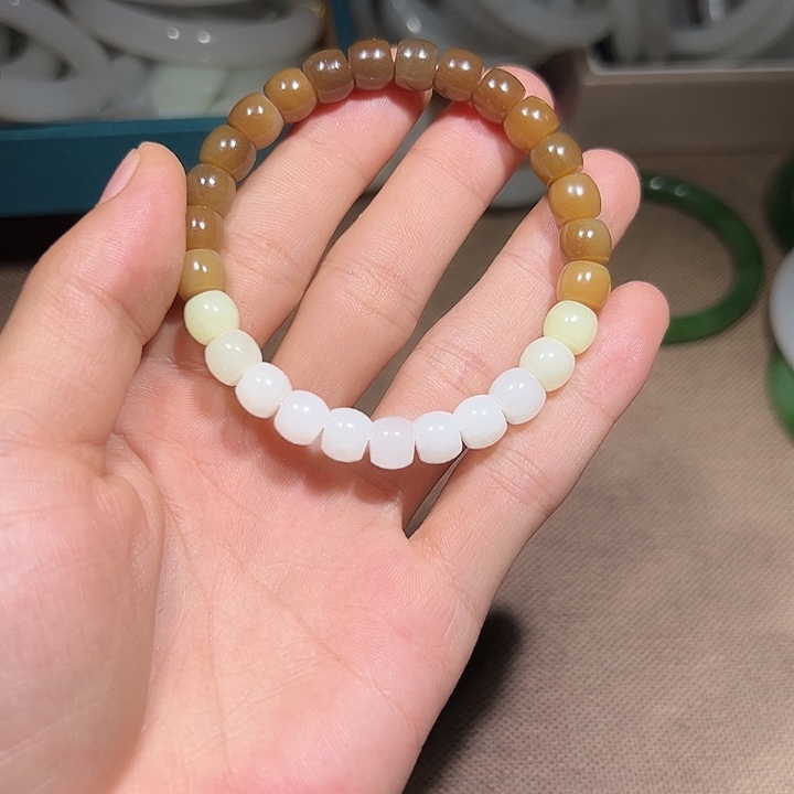 和田玉未镶嵌项链