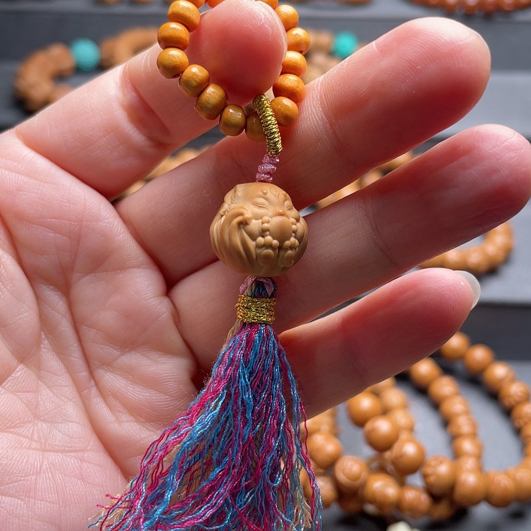 猴头核桃吊坠九尾狐