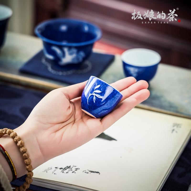 板娘的茶 初蓝舍 手绘洒蓝兰花一口杯25ml
