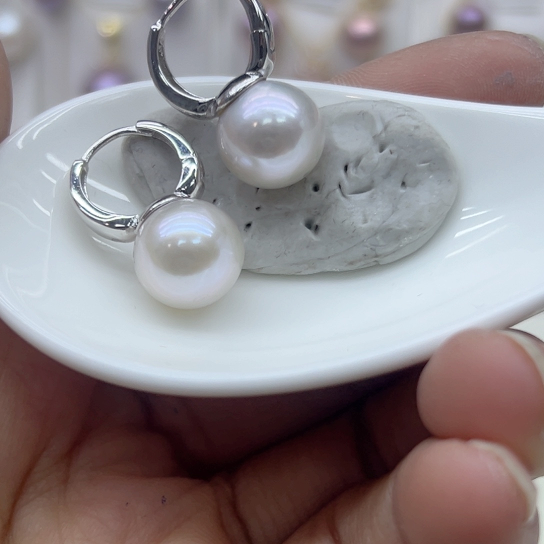 淡水珍珠耳饰银S925镶嵌。**✨1