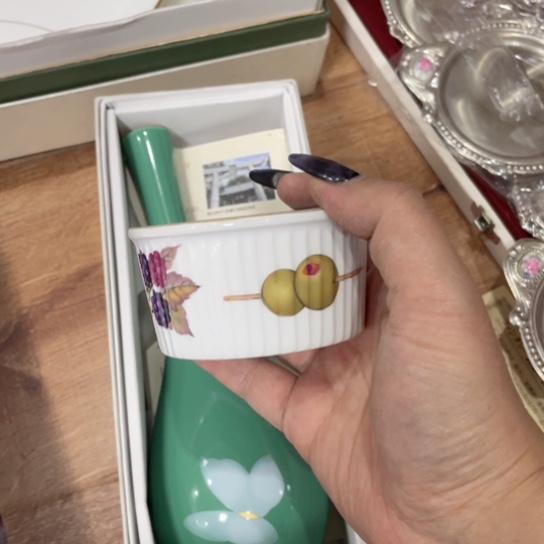 不***晚金葡萄瓷器欢迎您