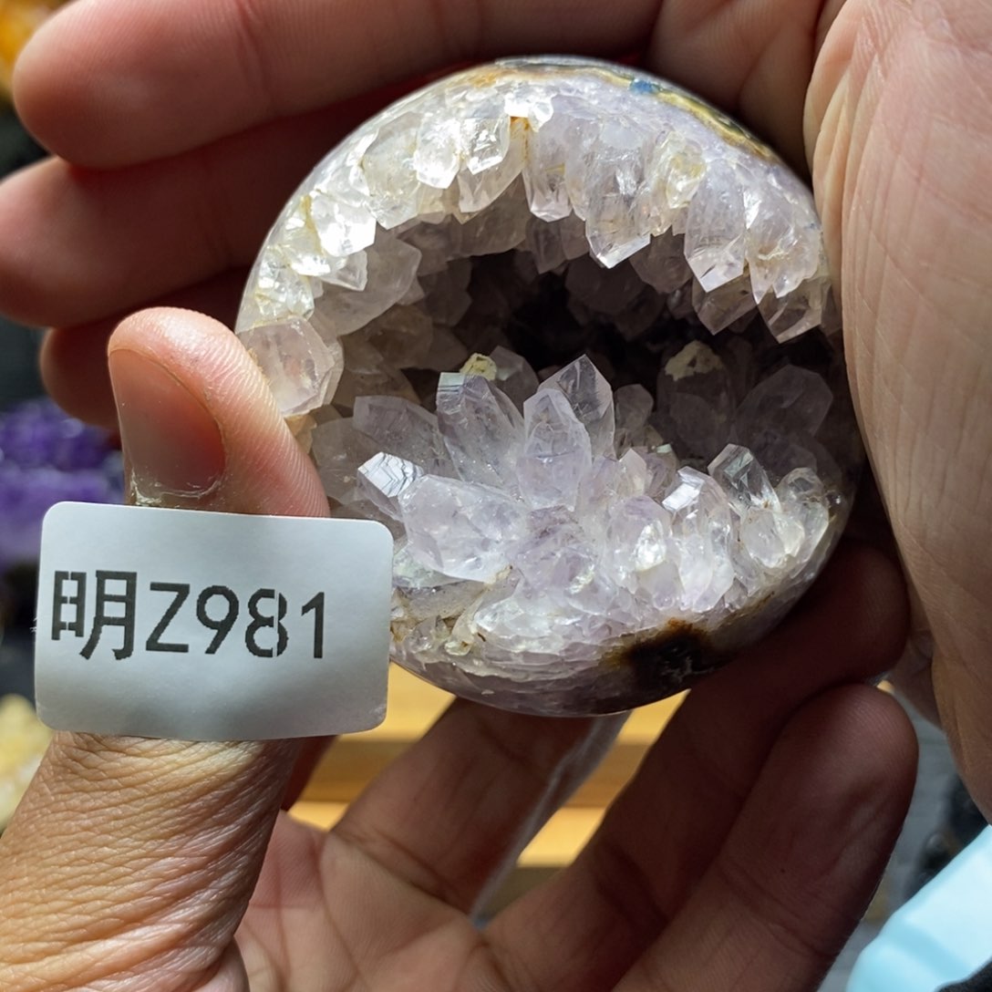 水晶大型摆件（非配饰）未镶嵌