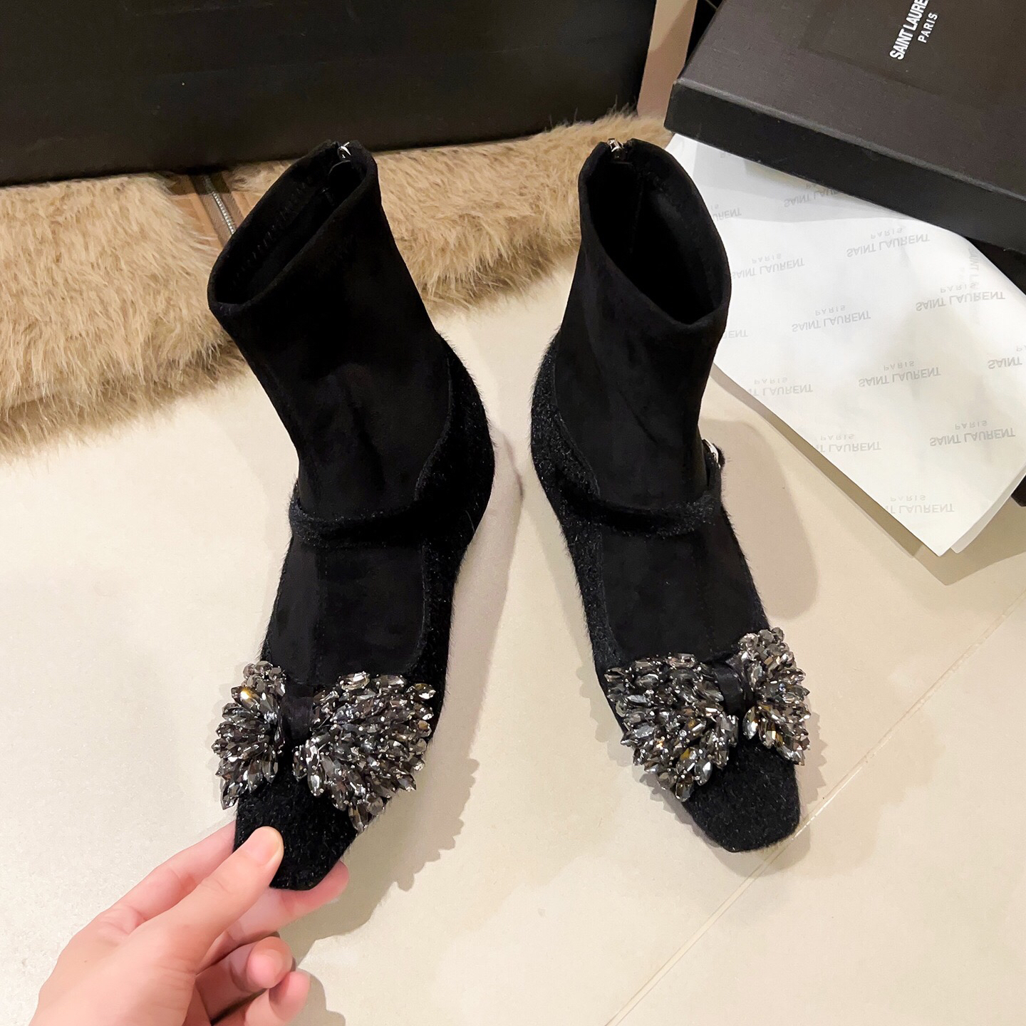 内增高方头瘦瘦靴短靴秋冬新款绒面弹力靴平底加绒法式百搭裸靴