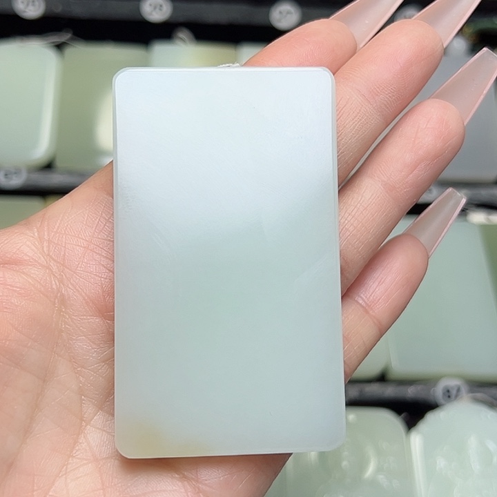 和田玉颈饰未镶嵌渔**穷