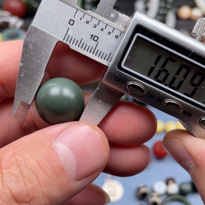 和田玉直播未镶嵌