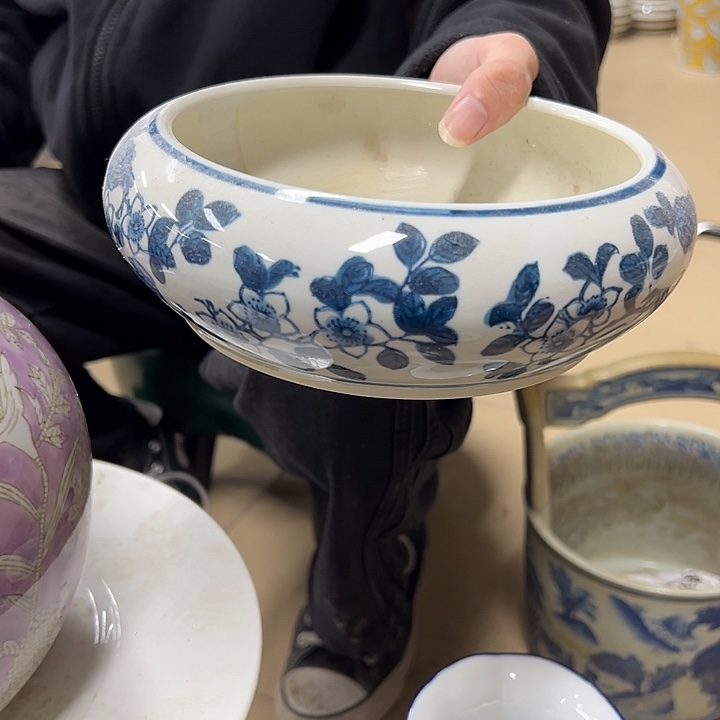 瓷片瑕疵陶瓷。。。。。。。。。。。。