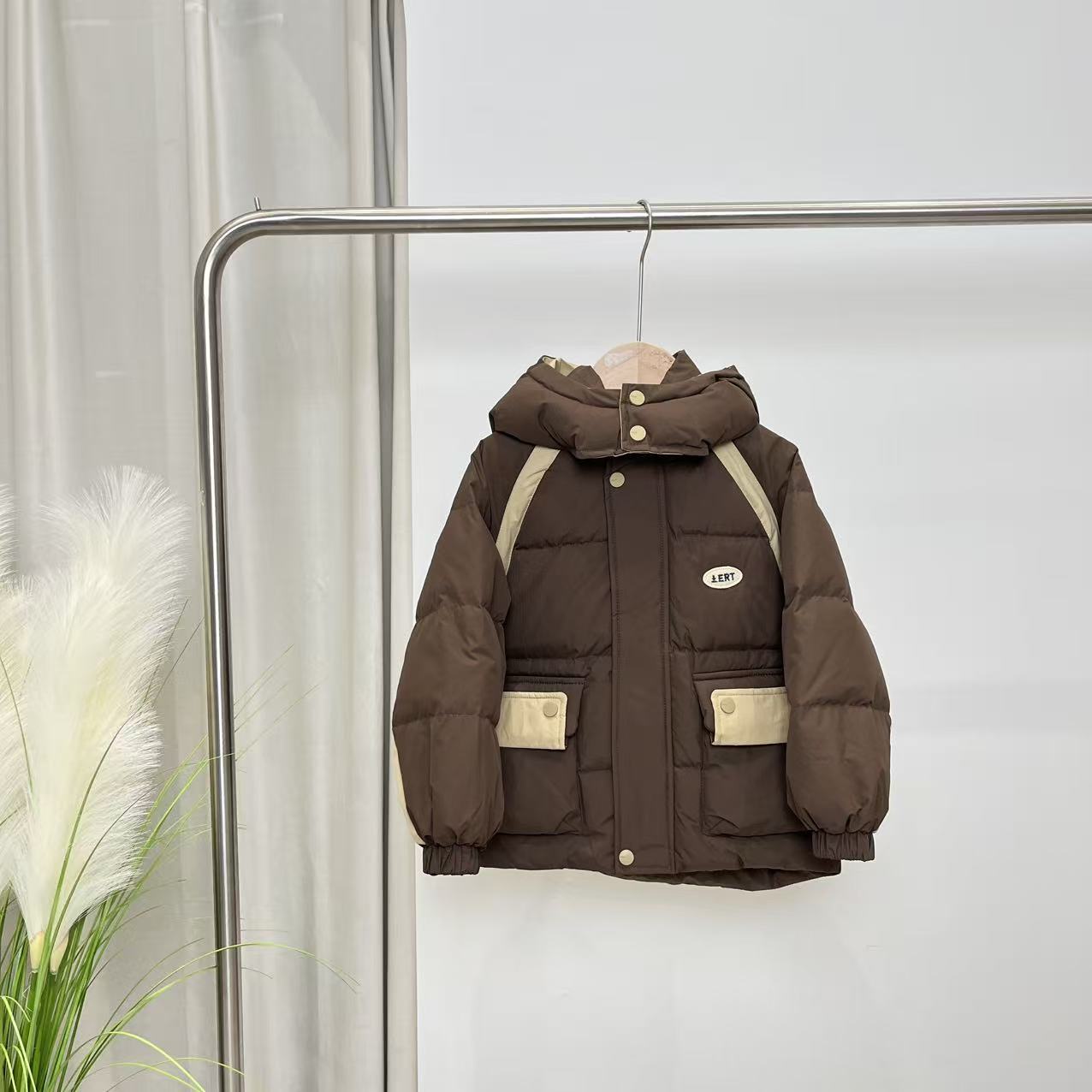 秋冬男童女童咖啡色羽绒服 5071韵系