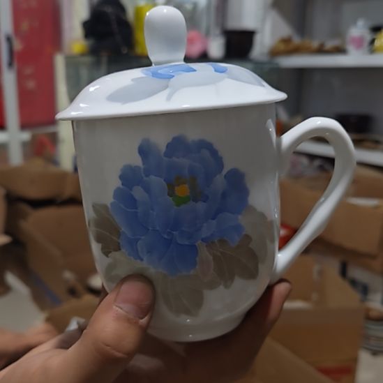 茶盏陶瓷盘子啥都有