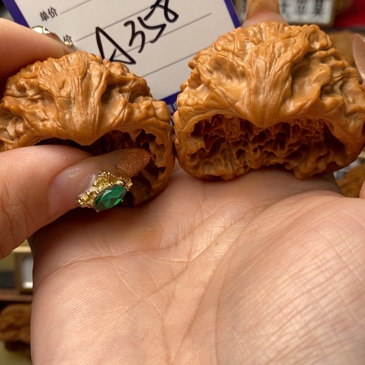 桃核把件蛇王聚宝盆