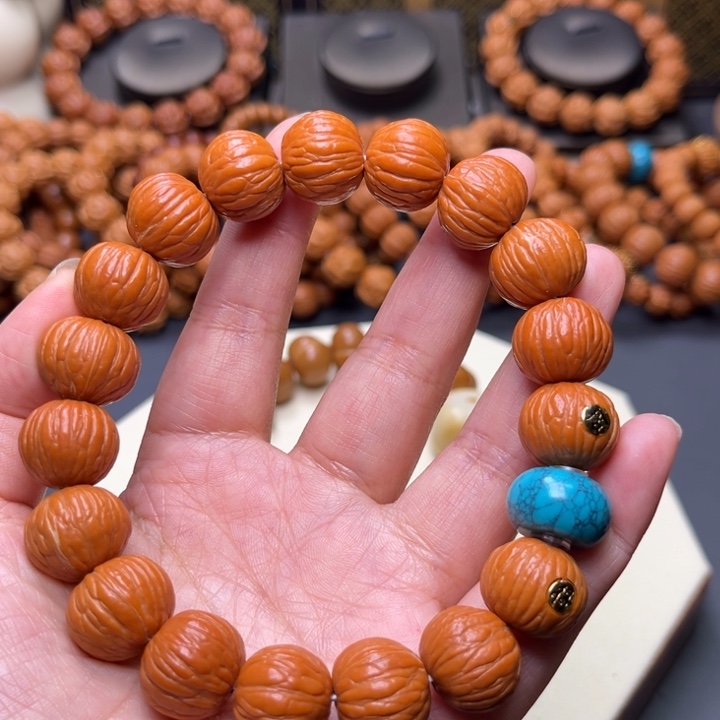 猴头核桃吊坠土豪