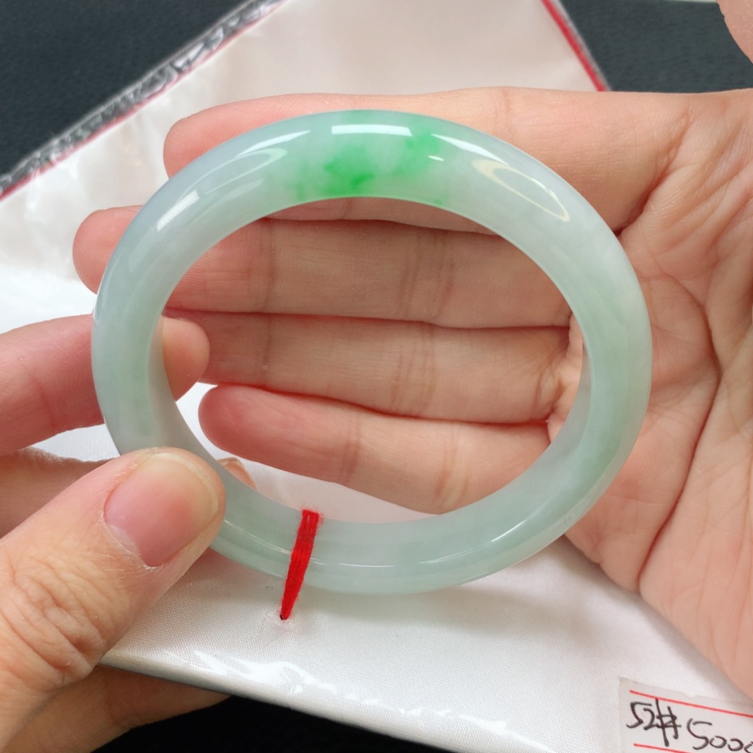 翡翠手镯未镶嵌缅甸52