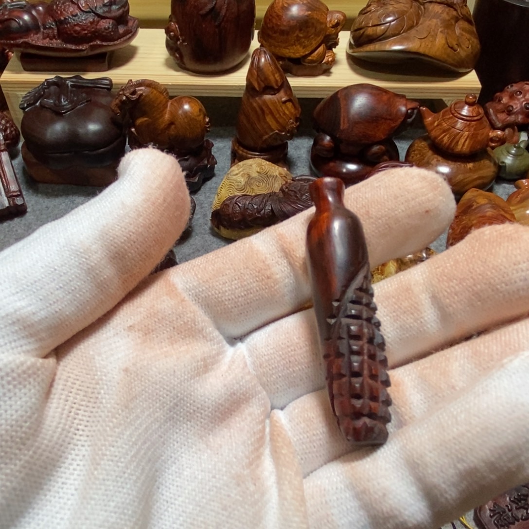 无事牌檀香紫檀（小叶紫檀）小叶紫檀玉米挂件