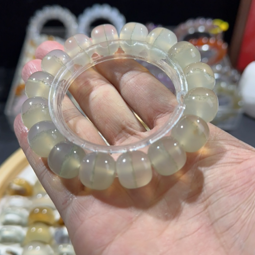 天然玛瑙手串男女款