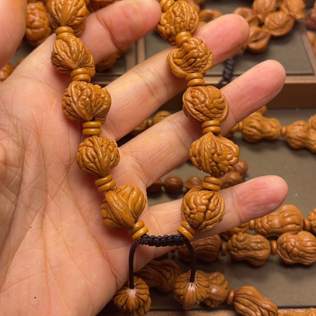 文***哥手串桃核龙纹桃核6