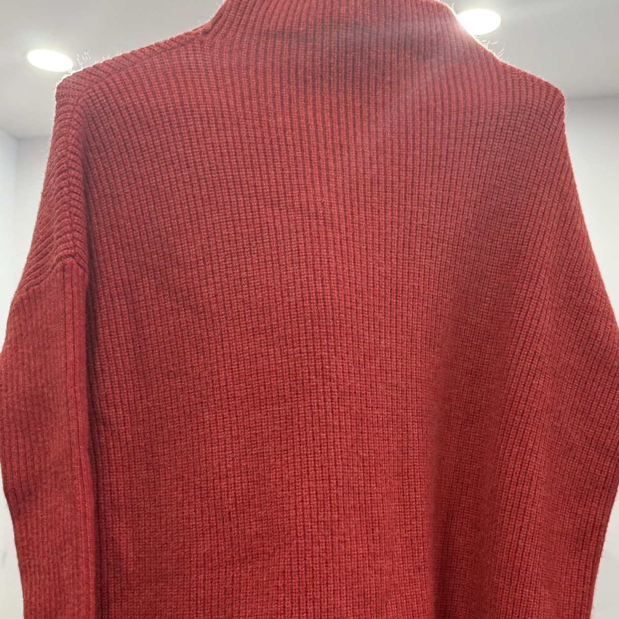 99新 Alexander McQueen/亚历山大·麦昆 时尚休闲百搭气质