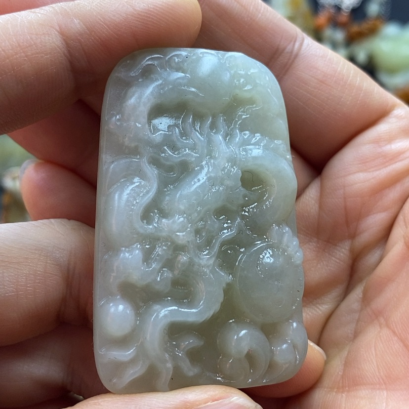 【闪购商品】蛇纹石玉吊坠未镶嵌