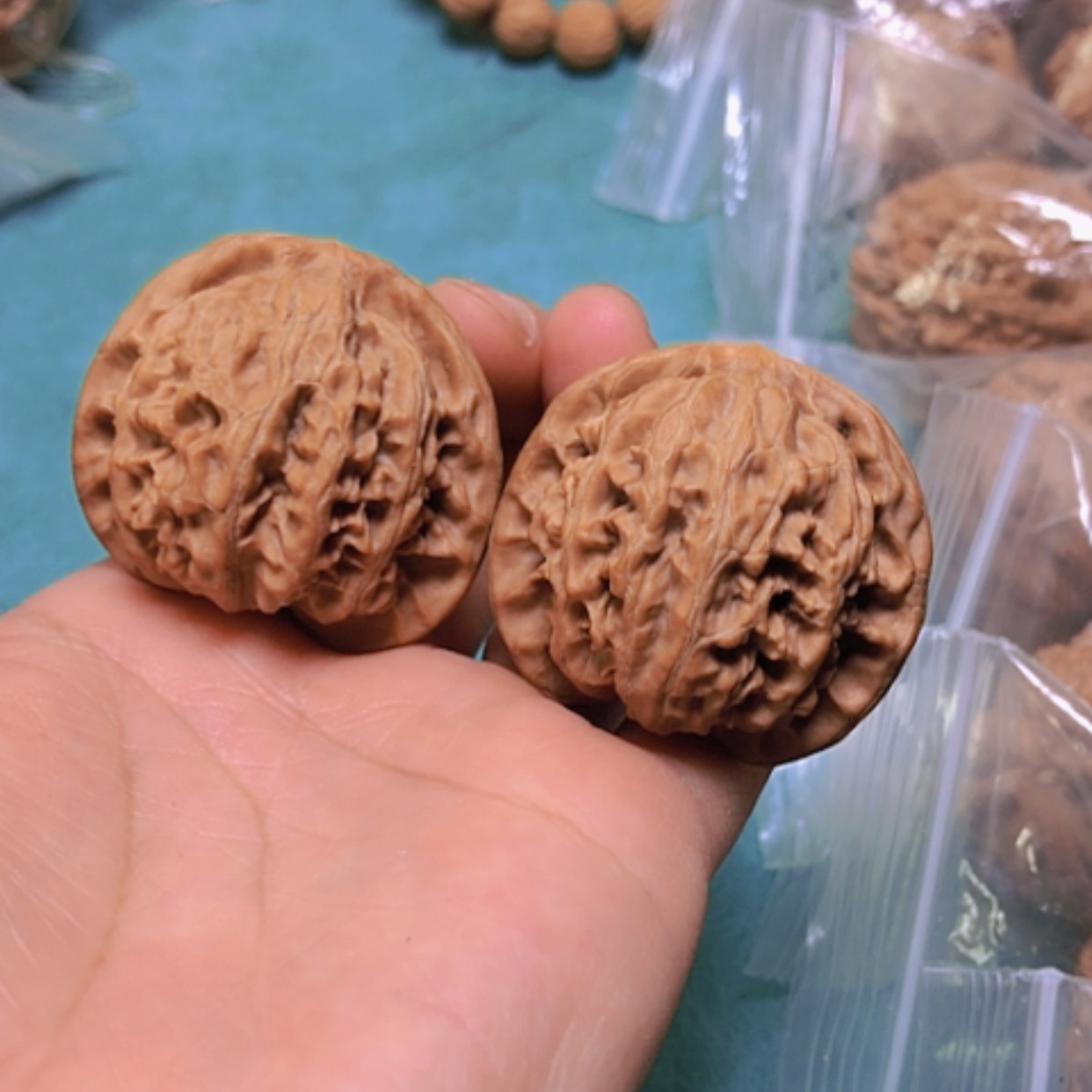 【闪购商品】核桃把件40宫灯修尖