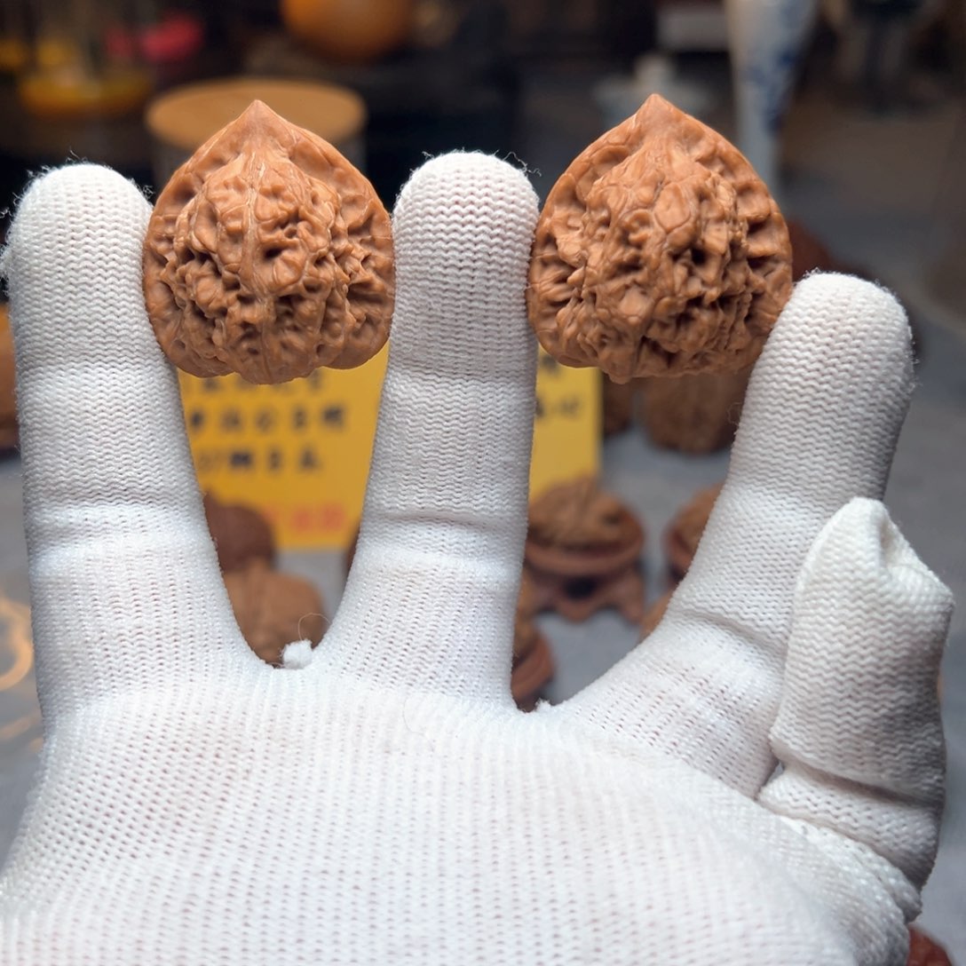 文玩核桃吊坠袖珍公子帽351