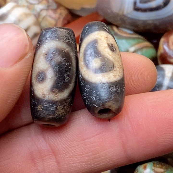 未镶嵌珠子的玛瑙/玉髓用****缘