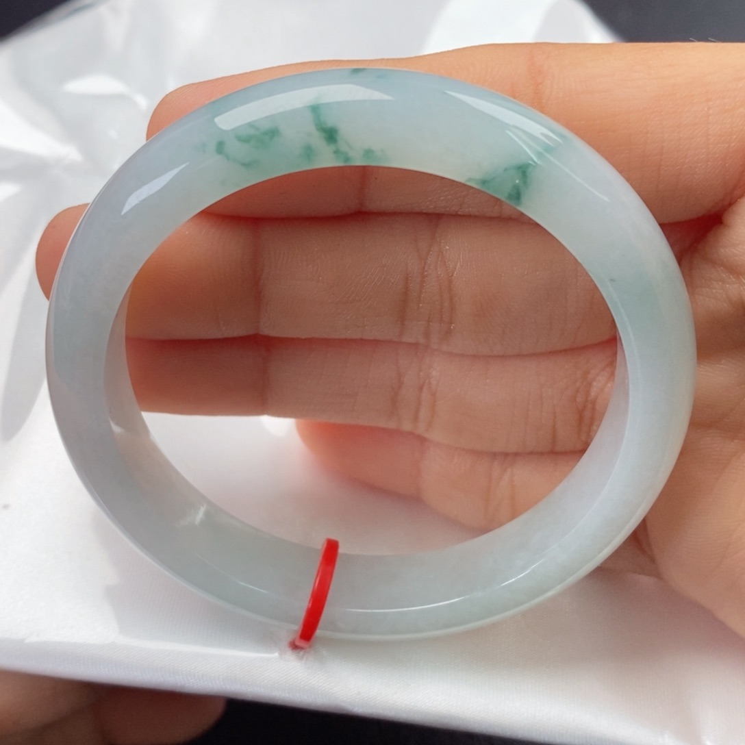 翡翠手镯未镶嵌5253圈