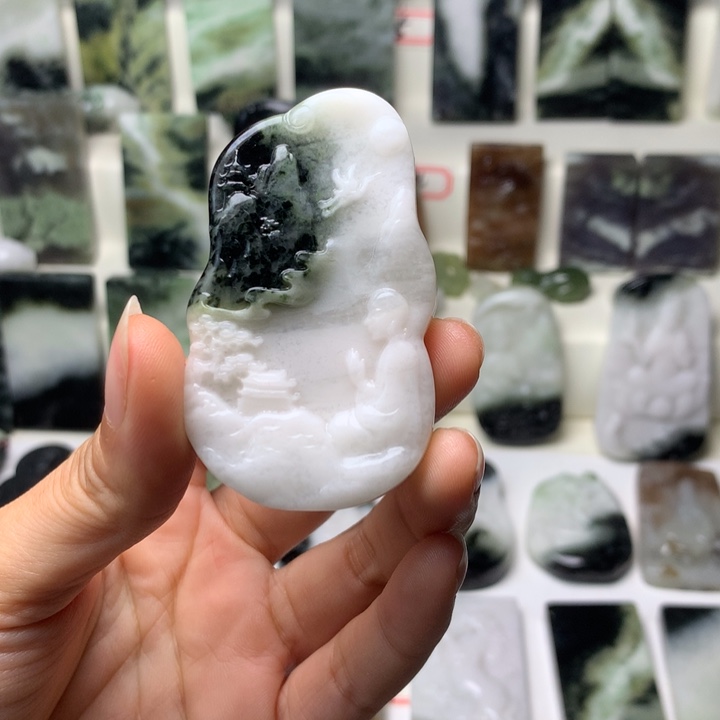 独山玉未镶嵌颈饰