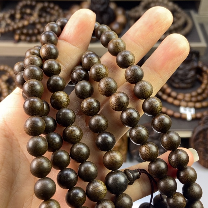 【闪购商品】沉香手串る越南白棋