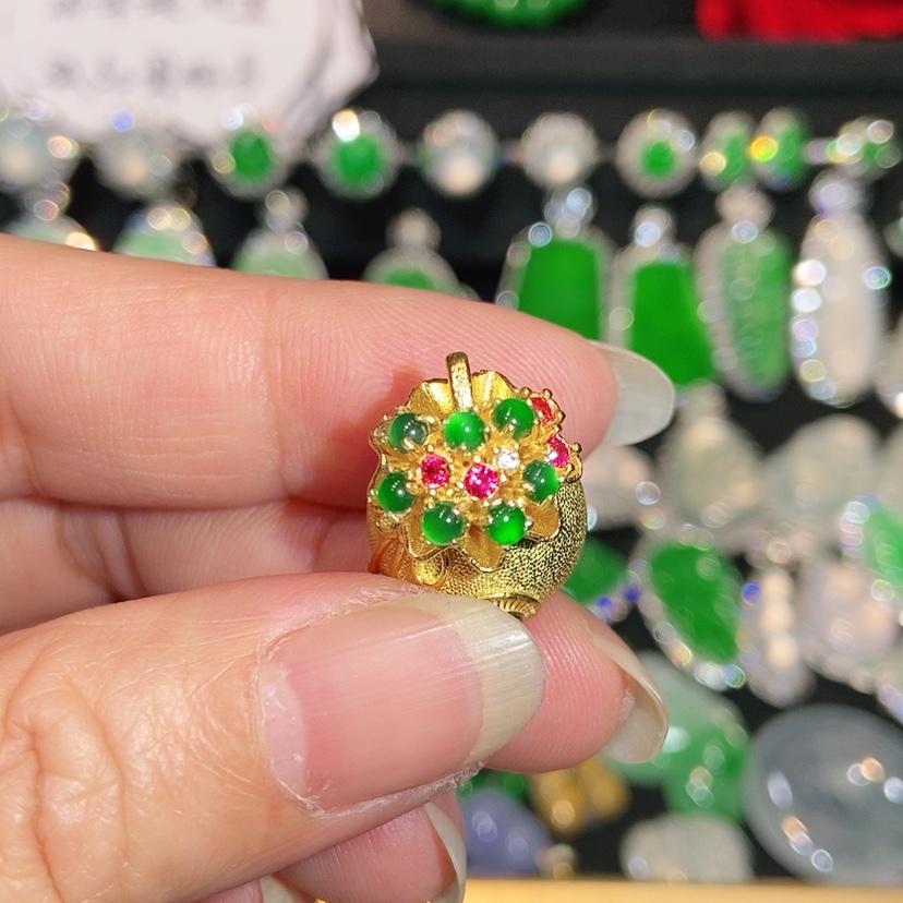 【闪购商品】颈饰未镶嵌翡翠天然翡翠