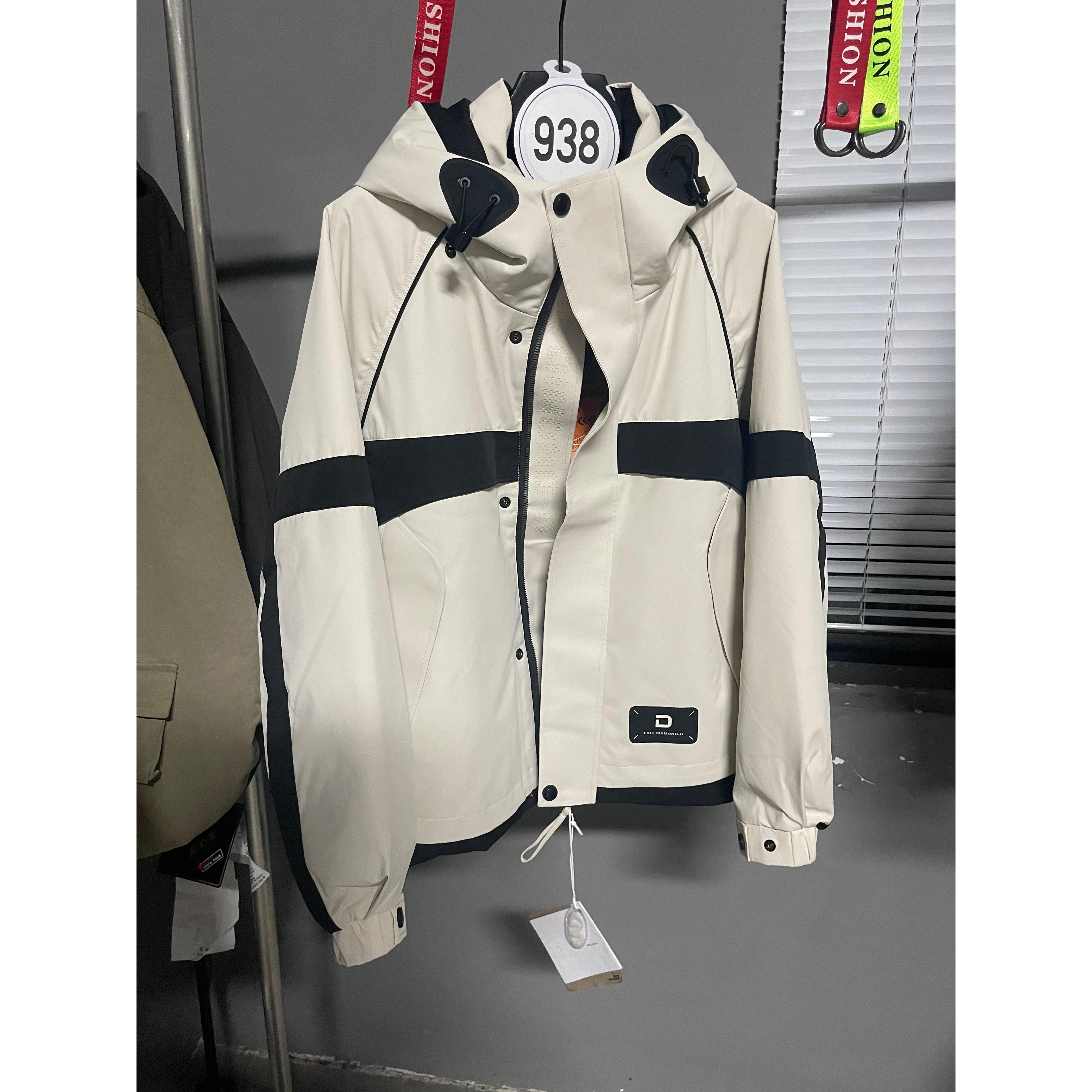 938-50羽绒外套  陈陈男装 帽子可拆卸 男女同款 YR69021 V04