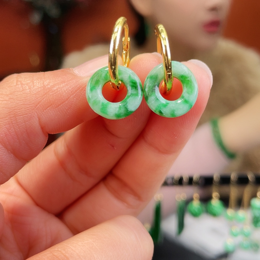 翡翠未镶嵌耳饰饰品