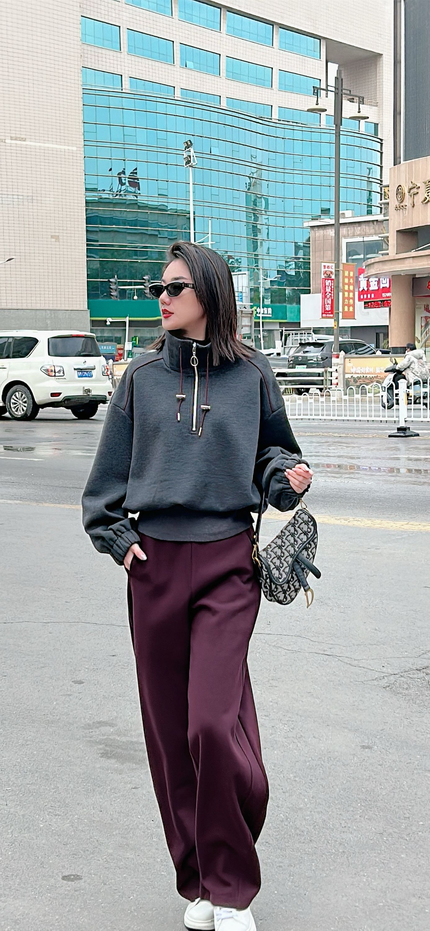 冬季新款立领款拉链卫衣