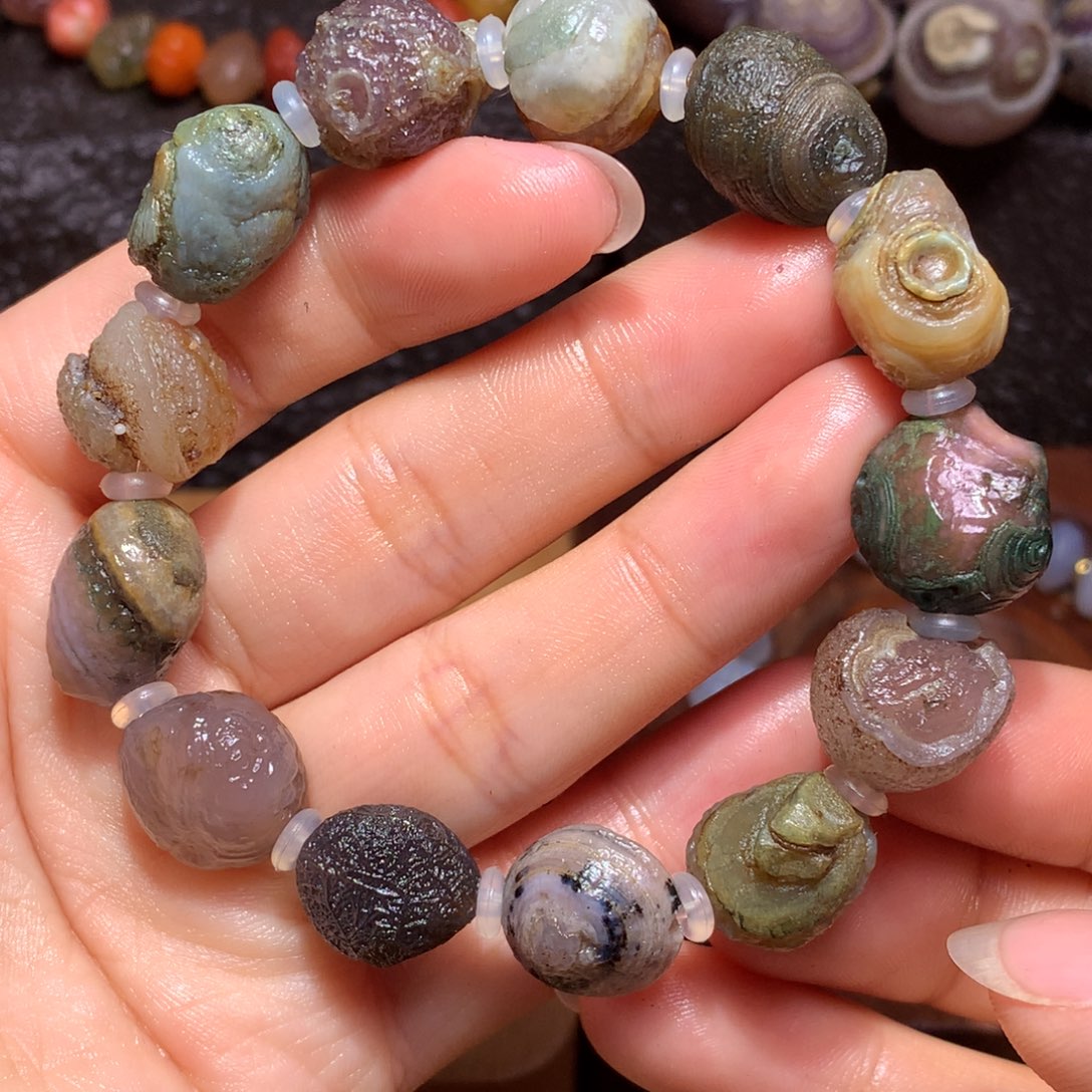 未镶嵌玛瑙/玉髓珠宝半成品