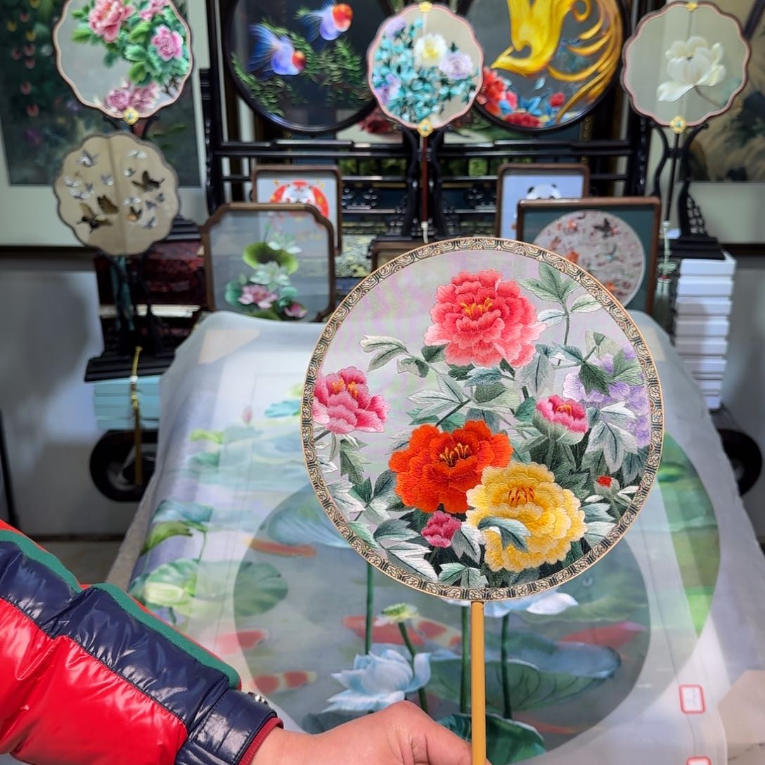 刺绣刺绣工艺精湛