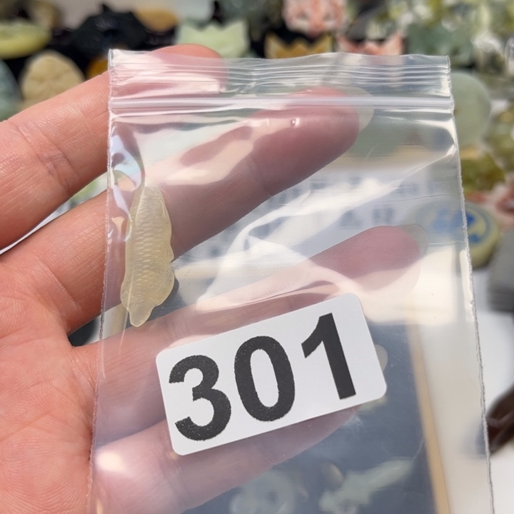 蛇纹石玉未镶嵌珠宝半成品