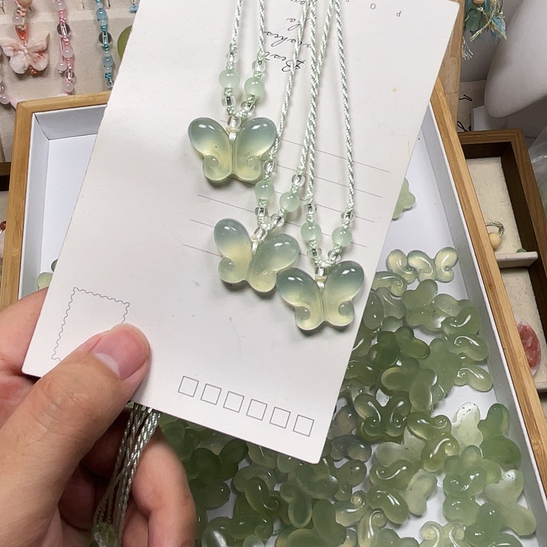 蛇纹石玉合金颈饰