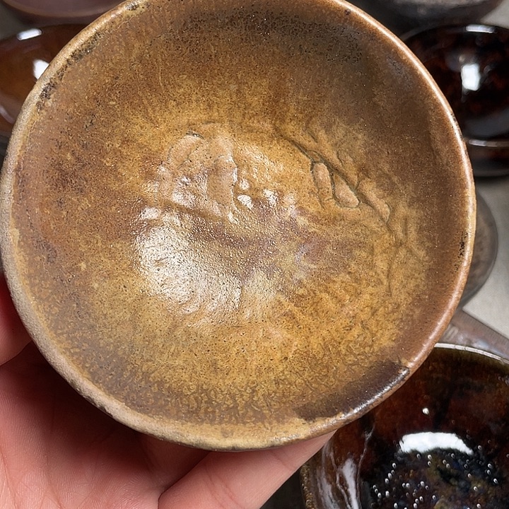 K***o龙窑柴烧落灰特色