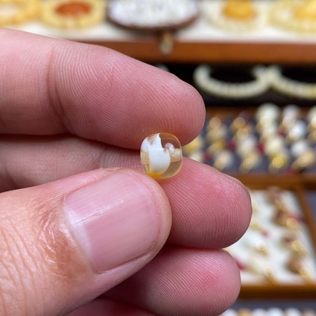 f***t蜜蜡未镶嵌裸石配饰尺寸7.8
